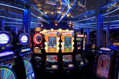 Singapore Pools sportsbook interface on nakbon99 showing match fixtures and outcome options